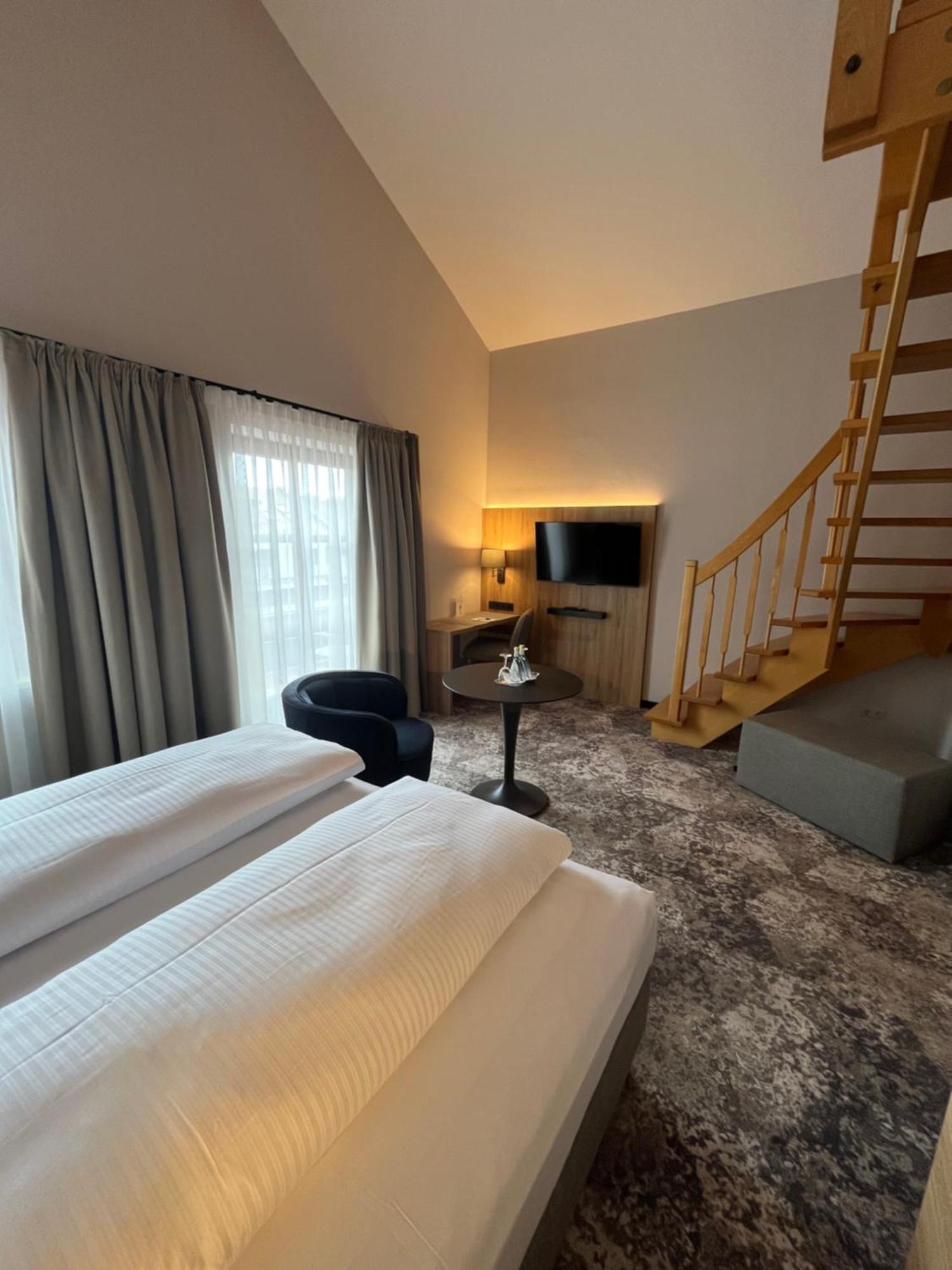 Appartment-Hotel-Hoelzl Grünwald Esterno foto